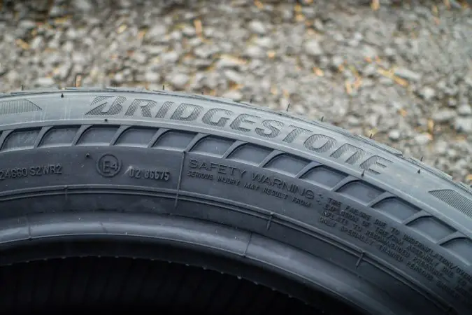 Suburban Vs Yukon XL Bridgestone Tires Off-Road All-Terrain All-Season